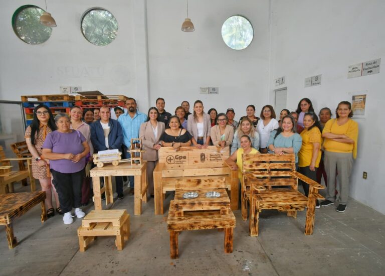Finaliza en Guadalupe taller de carpintería para mujeres