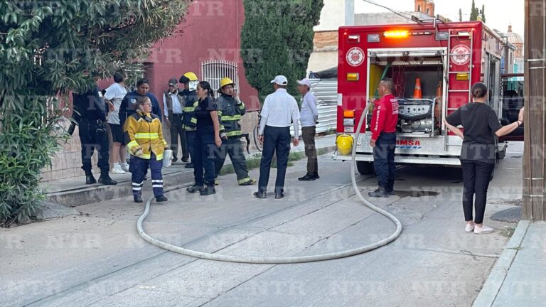Se incendia casa en la colonia Esparza