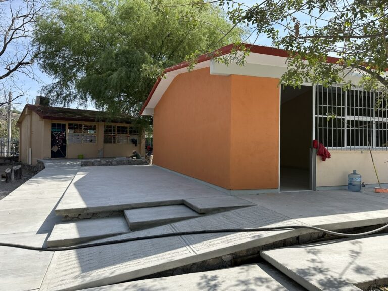Invierten 21 mdp en infraestructura educativa