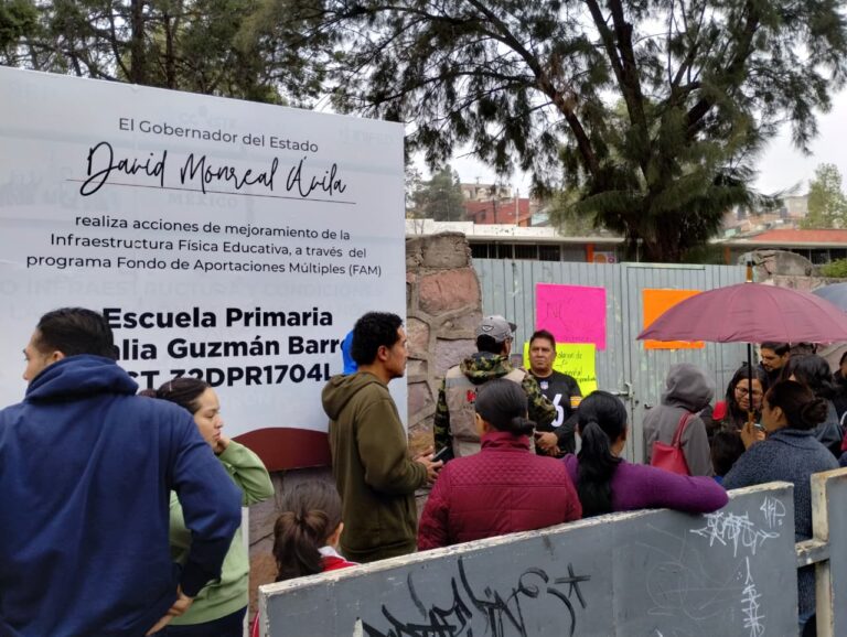 Acuerdan salida de alumno por bullying