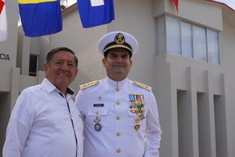 Acusa Vicealmirante obstrucción en caso de huachicol fiscal