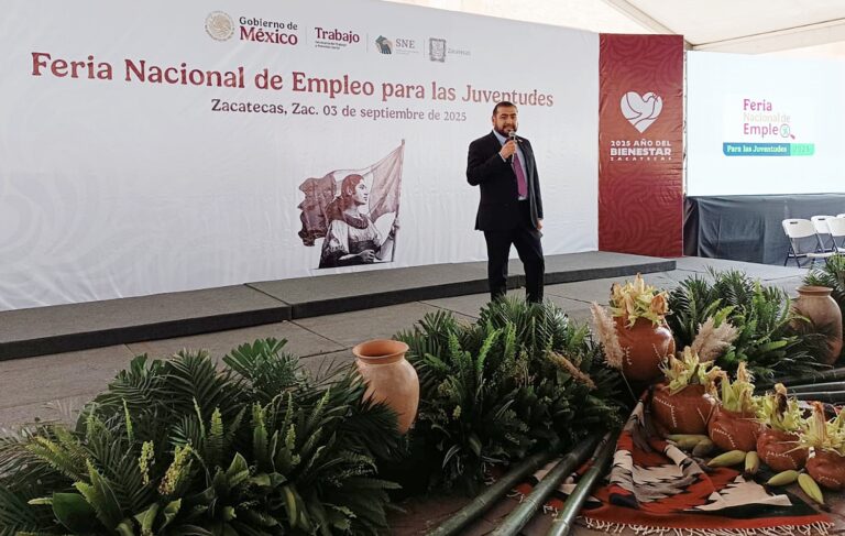 Capacitan a jóvenes en prevención de fraudes laborales