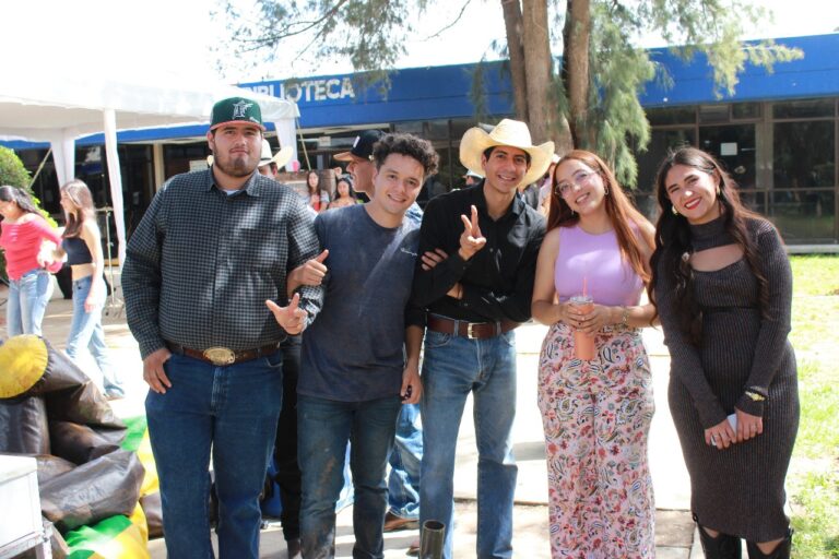 Dan la bienvenida a alumnos de Veterinaria en la UAZ