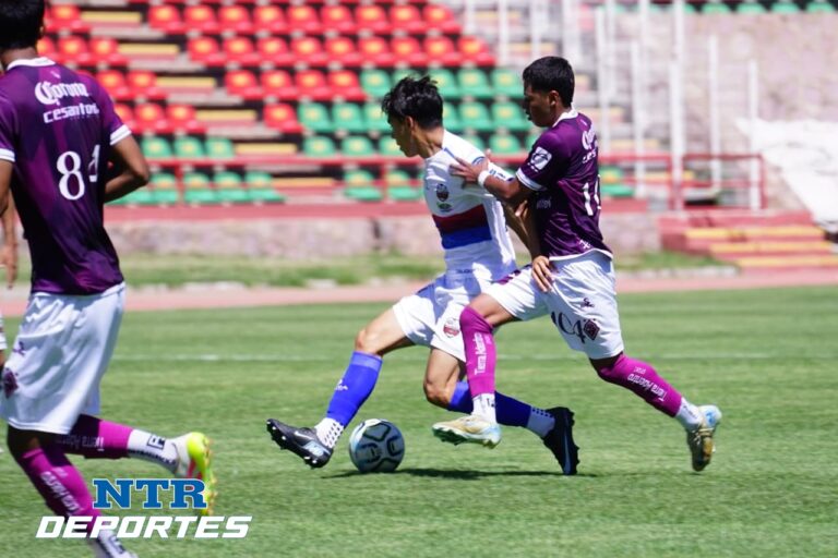 Mineros consigue su primer triunfo en Liga Premier