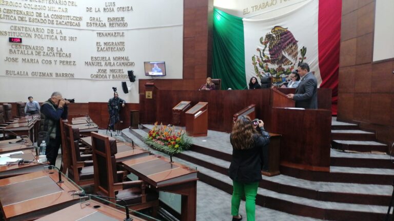 Proponen vetar a familiares de funcionarios de ayuntamientos