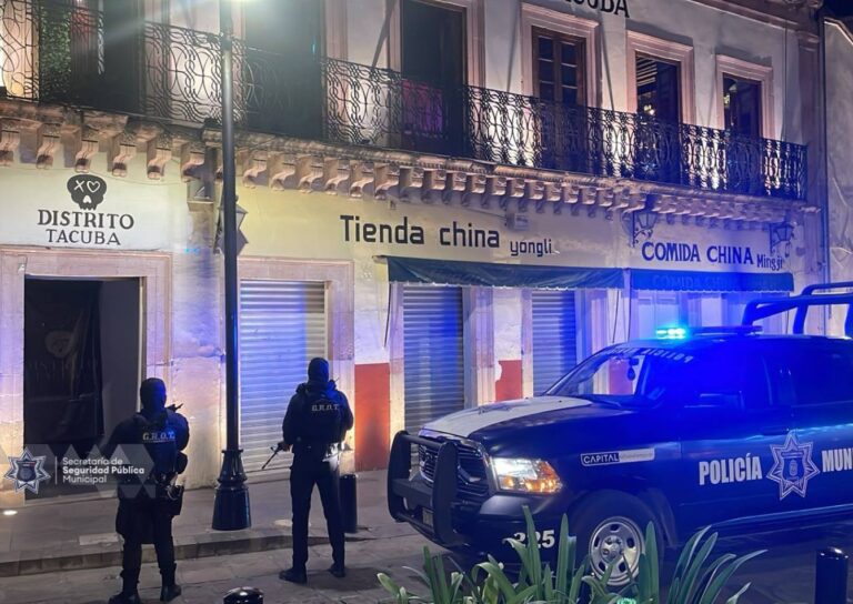 Roban cuatro tiendas en Centro Histórico; exigen más seguridad