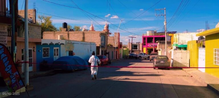 Muere mujer al interior de su domicilio