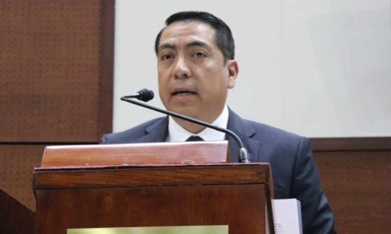 Defiende Sezami 2×1; acusan exclusión