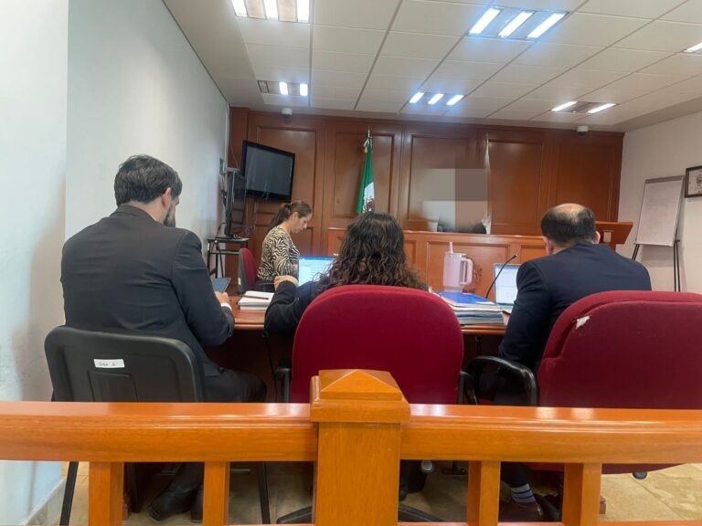 Fallan a favor de defensa de abogado