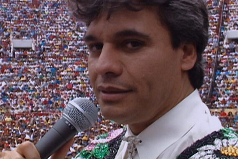 Juan Gabriel y ‘Cometierra’ lideran los estrenos