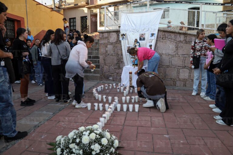 Rezan por el regreso de 5 habitantes