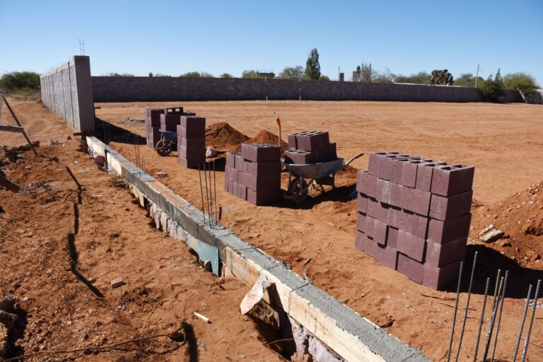 Mejoran infraestructura escolar en Los Rancheros