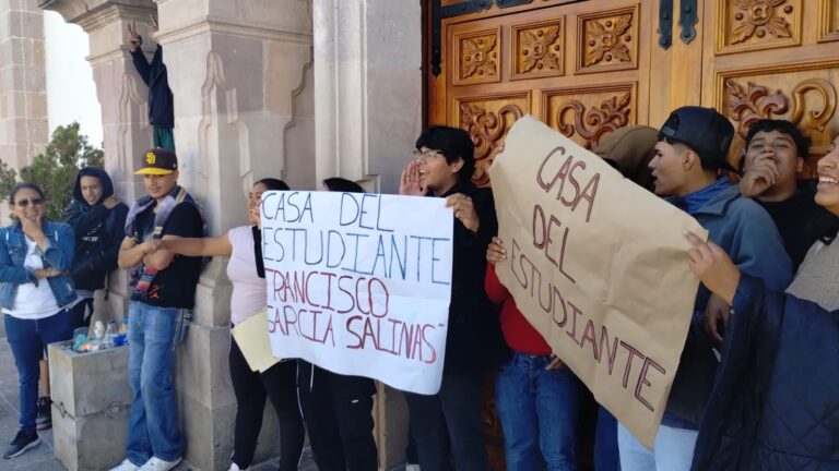 Le quitan subsidio a casa estudiantil