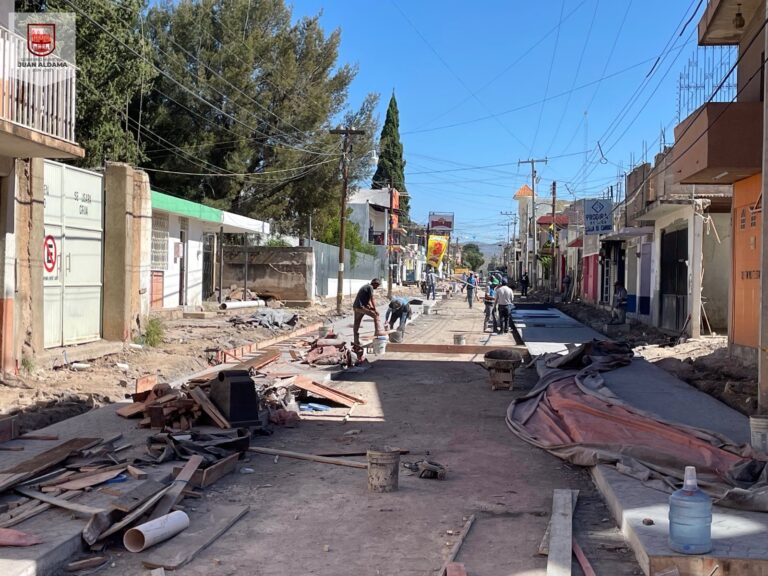 Exigen reabrir la calle Morelos en Juan Aldama