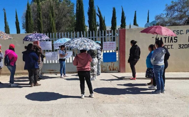 Cumplen 2 semanas de protesta en la Matías Ramos