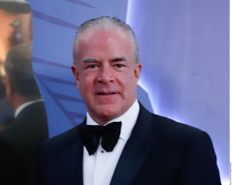 Imputan narco y huachicol a dueño de Miss Universo