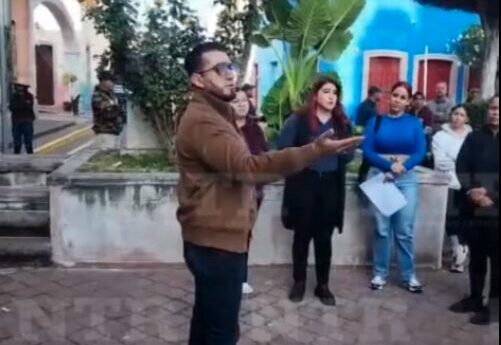 Pueblo obliga a liberar alcaldía de Tepechitlán