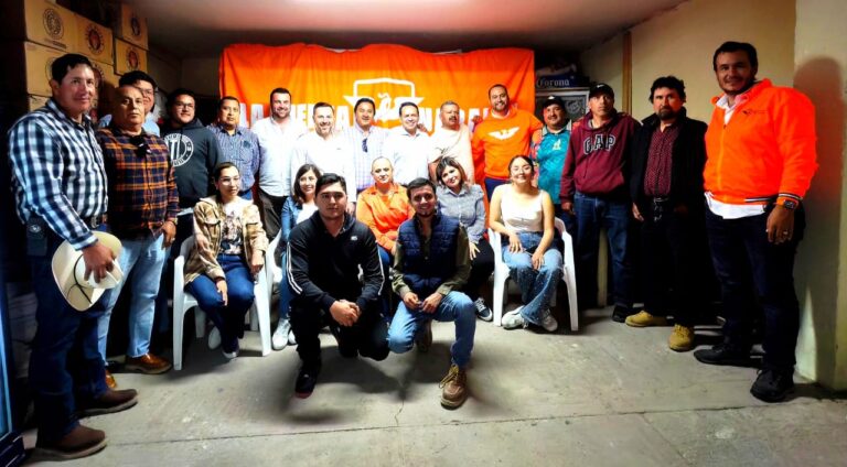 Toman protesta a la Comisión Operativa Municipal MC de Pinos
