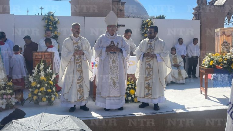 Celebran homilía de Navidad en Plateros