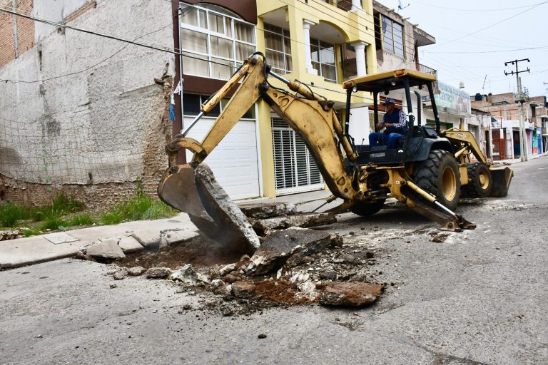 Adecúan con rampas centro de Valparaíso