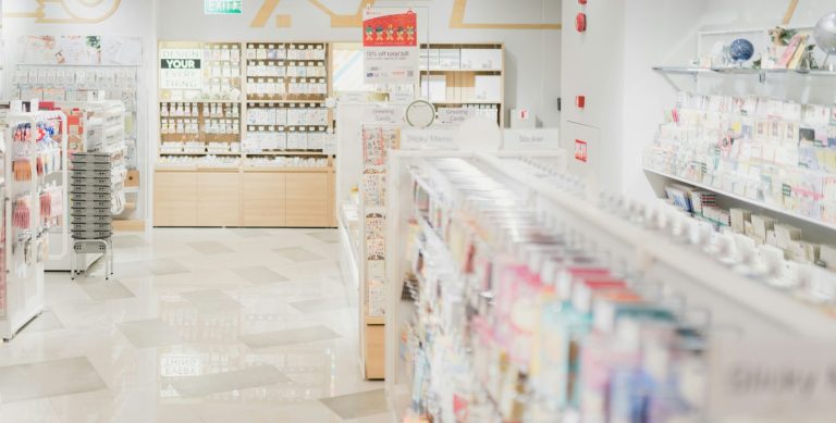 Asaltan farmacia en Fresnillo; se llevan 29 mil pesos