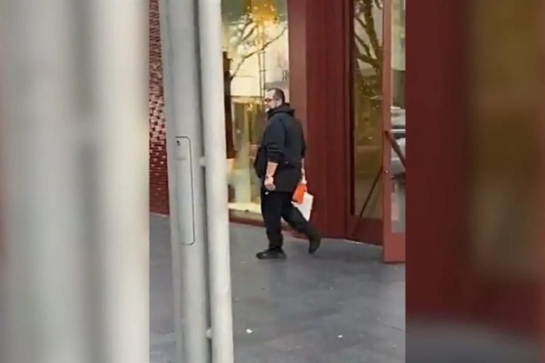 Captan a José Ramón López en tienda de lujo en Houston