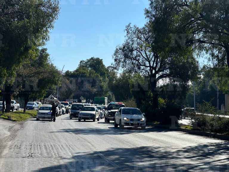 Choques simultáneos generan tráfico en el bulevar