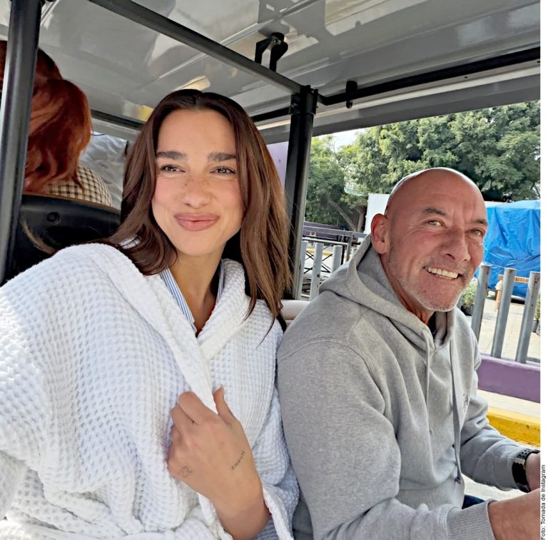 Graba Dua Lipa en los Churubusco