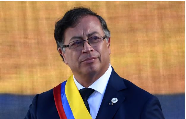 Protesta Chile las palabras de Petro sobre presidente electo