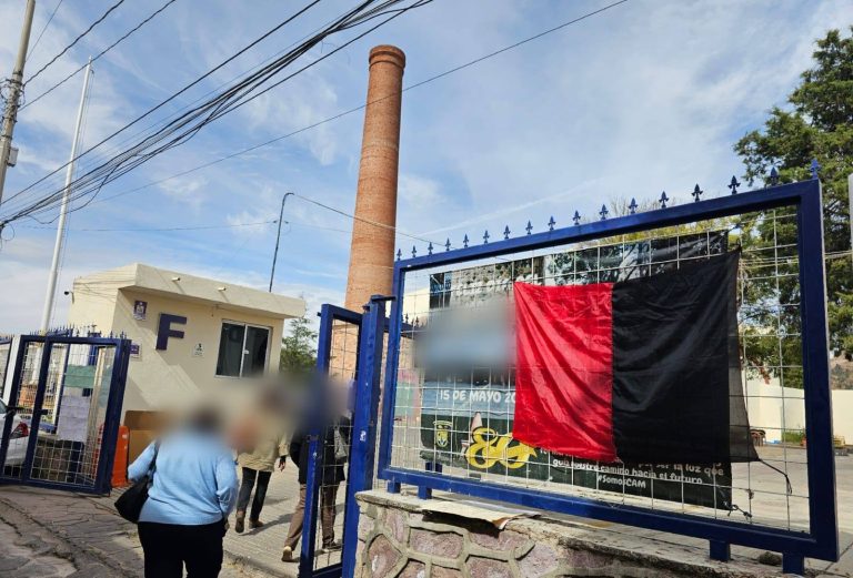 Liberan CAM; retiran a profes acosadores
