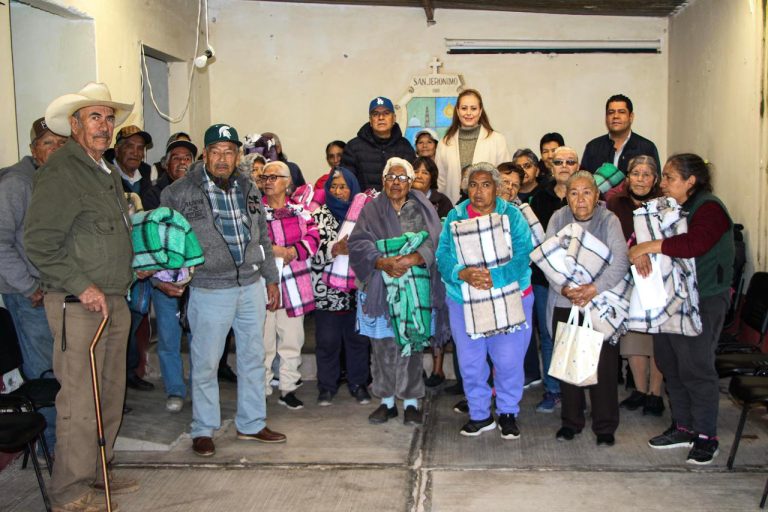 Entregan apoyos invernales en comunidades guadalupenses