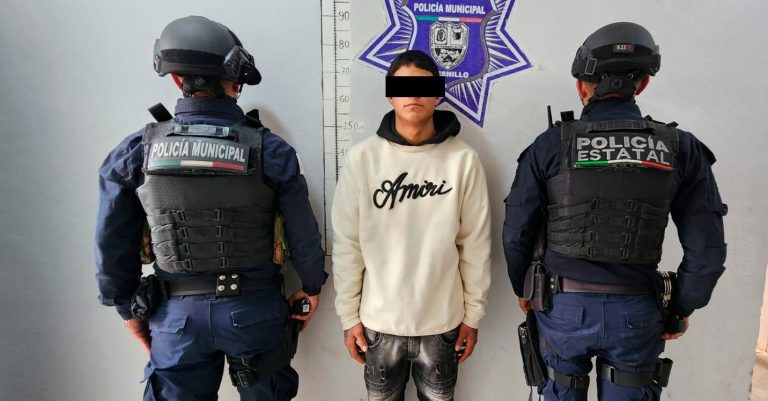 Aseguran moto robada y detienen a conductor