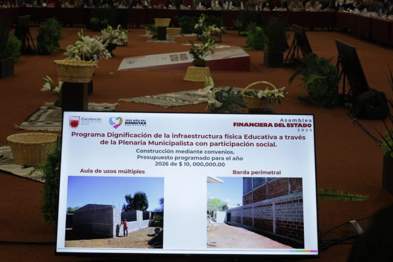 Destaca Gabriela Pinedo avances en el combate al rezago educativo