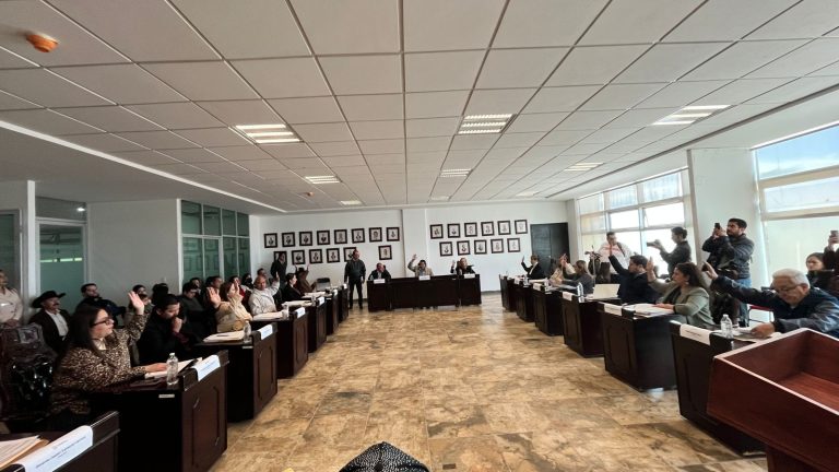 Aprueban descuento de 70% para trámites de matrimonios colectivos