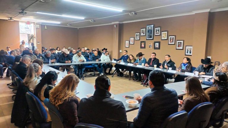 Gestionan obras del 2×1 para Sombrerete