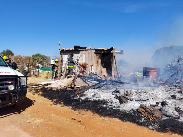 Se registran dos incendios casi simultáneos en Guadalupe