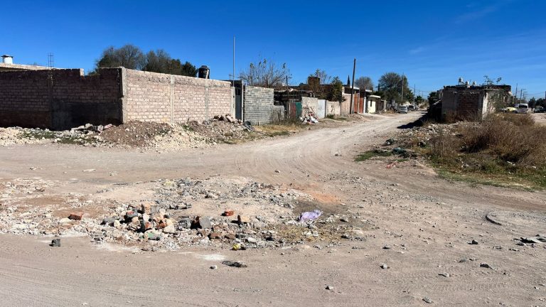 Crece la colonia Bajío sin servicios para todos