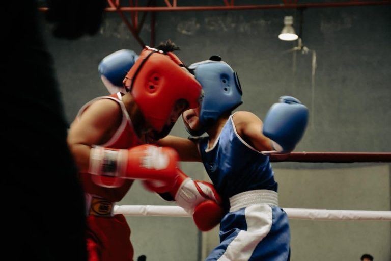 Valparaíso impulsa el boxeo local con nuevo ring profesional