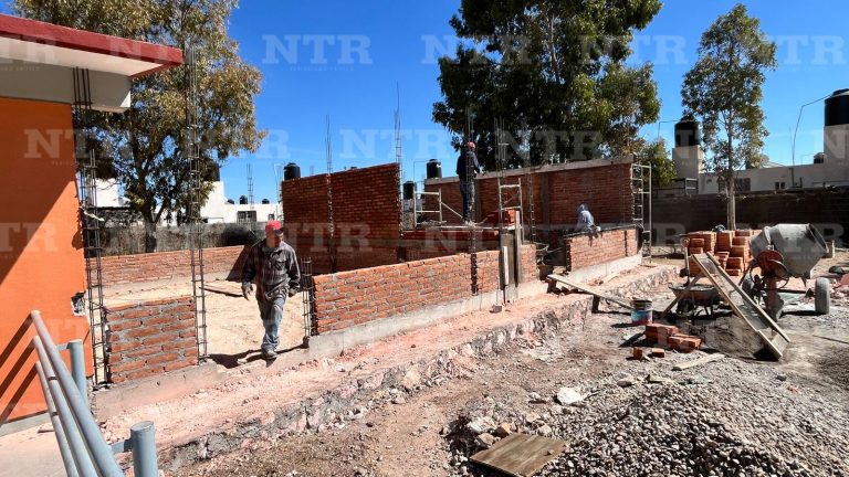 De bodegas a salones: estudiantes de primaria
