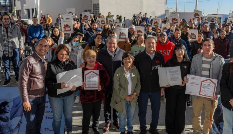 Entregan primeras viviendas del bienestar en Guadalupe