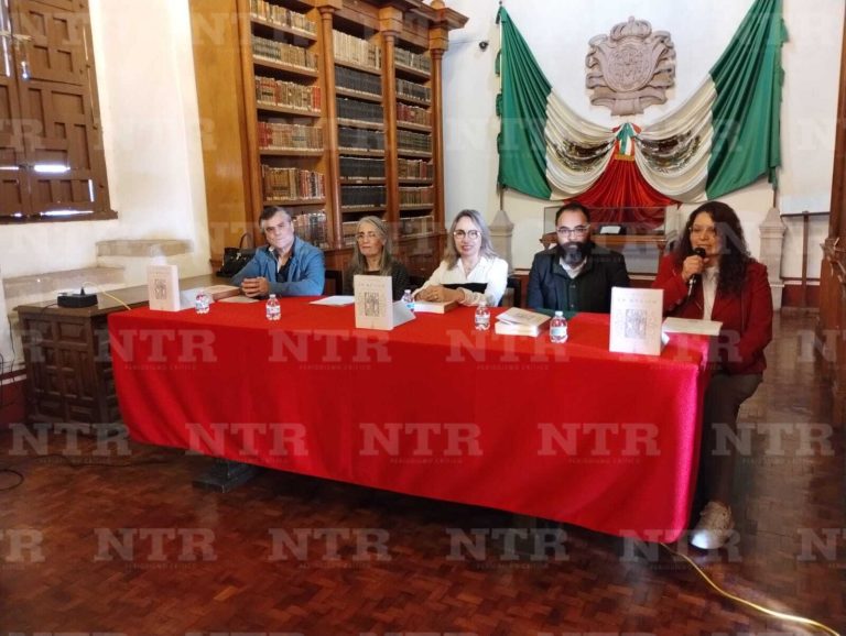 Presentan libro sobre imprenta en México