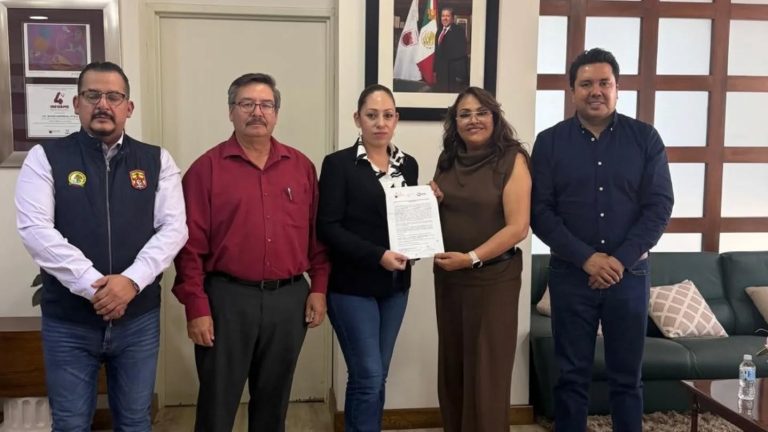 Acuerdan pago de profesionalización