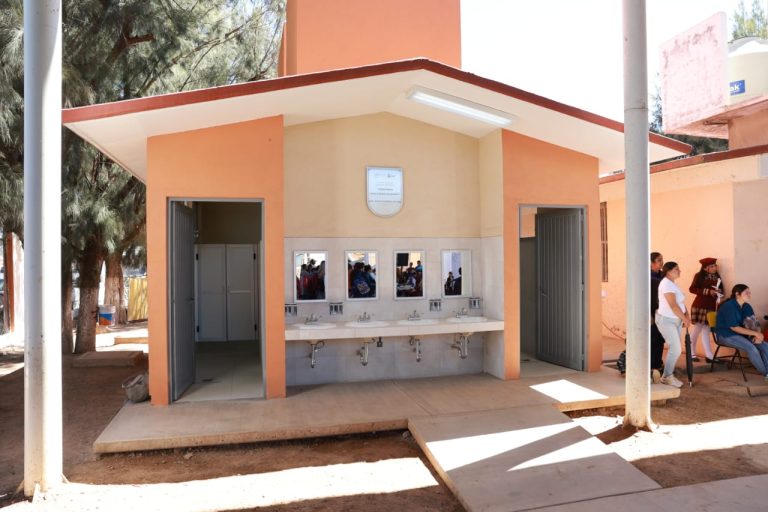Invierten 922 mil pesos en mejoras a primaria “Melchor Ocampo”