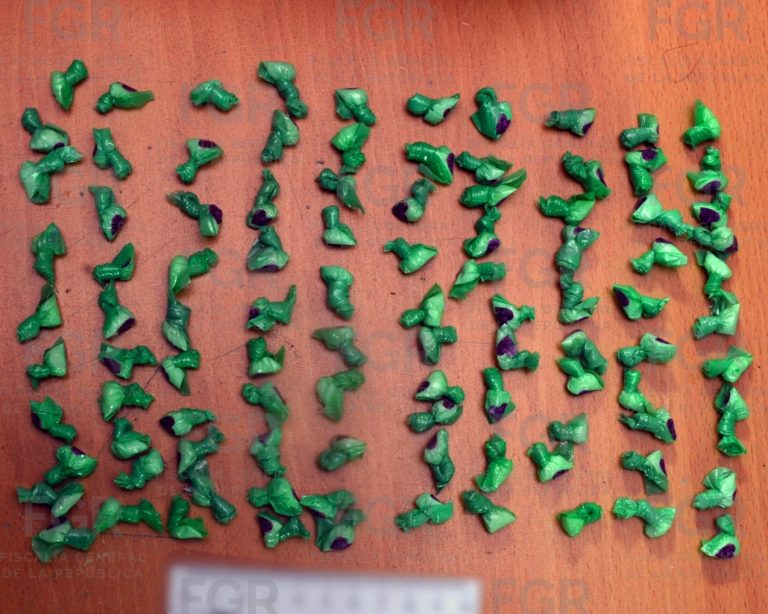 FGR obtiene sentencia para cinco por portación de arma