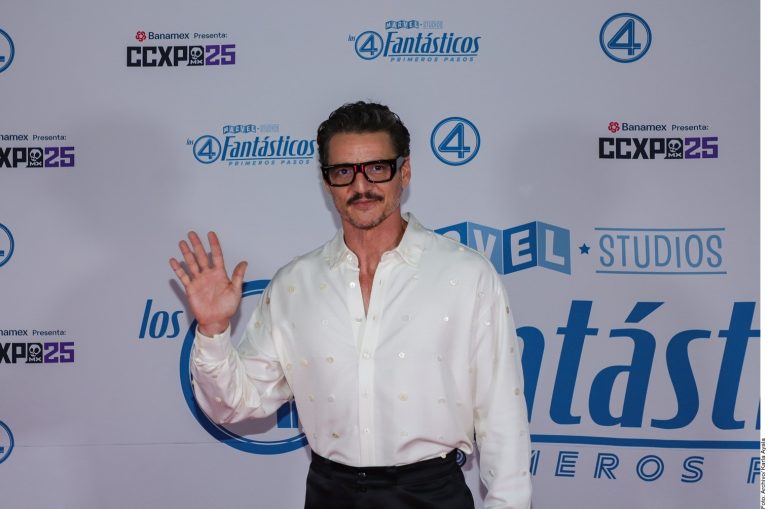 Captan a Pedro Pascal con ex novio de Luke Evans