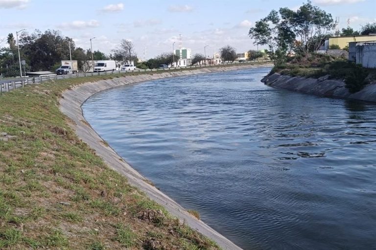 Presume EU logro para que México pague agua