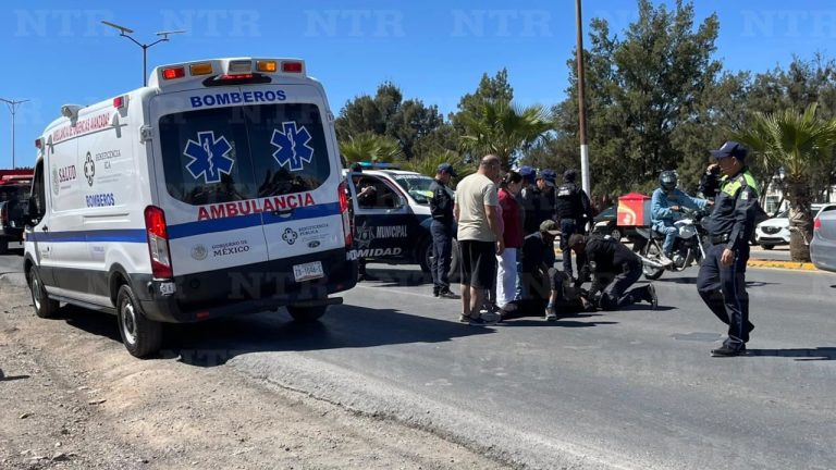 Motociclista se accidenta por manejar a exceso de velocidad