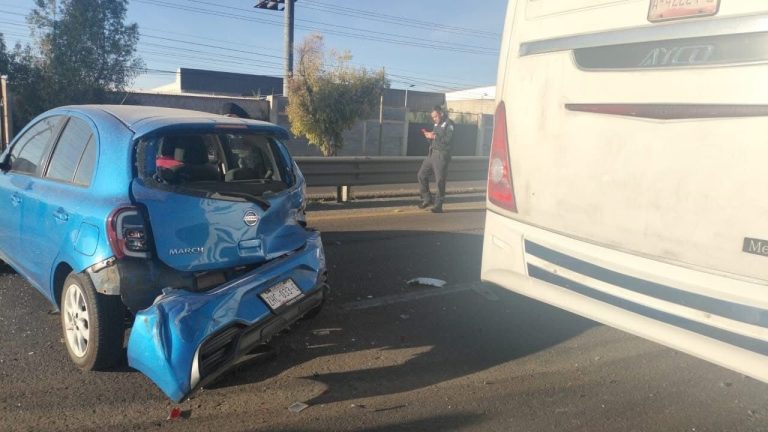 Se registran tres accidentes vehiculares durante la mañana de este lunes