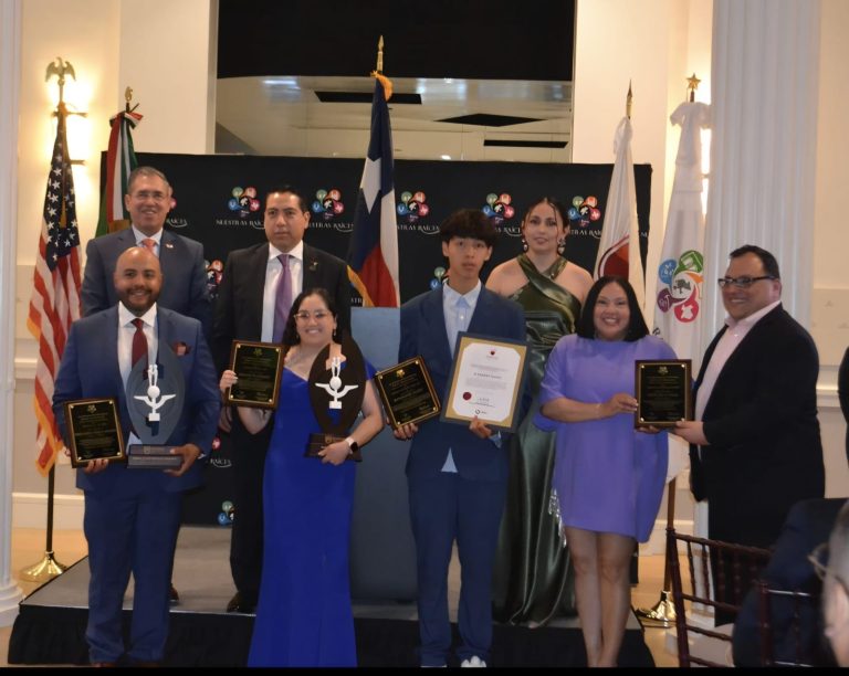 Celebran aniversario de la Federación Nuestras Raíces Zacatecanas