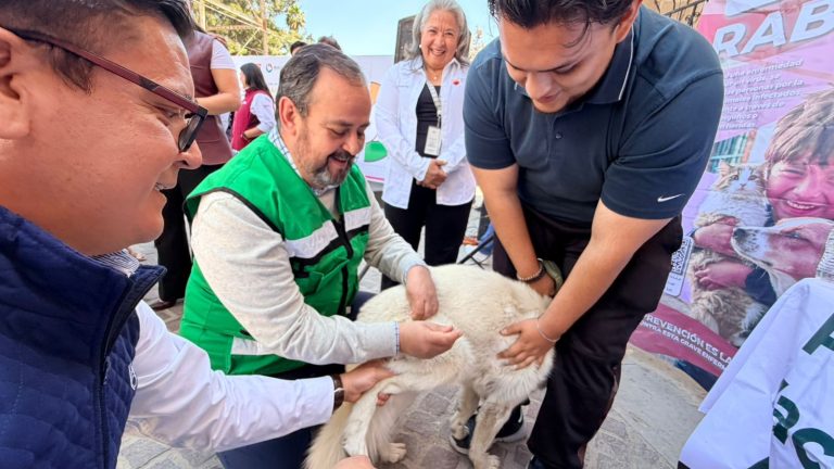 Dan inicio a la Semana Nacional de Vacunación Antirrábica